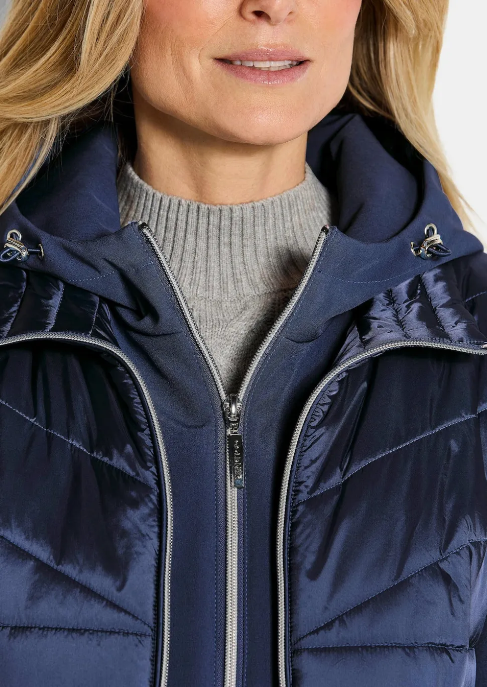 Steppjacke mit Ärmeln aus Softshell