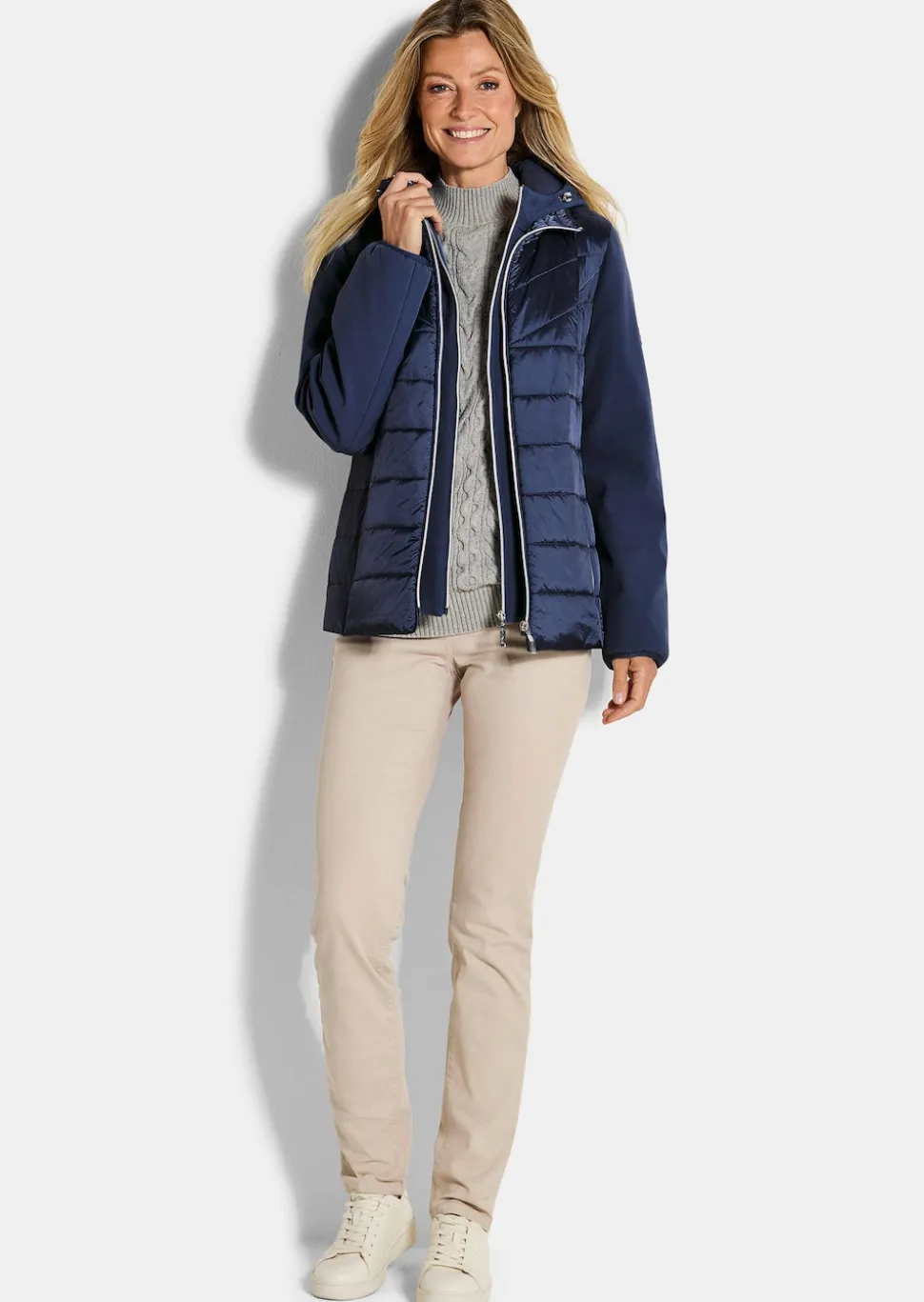Steppjacke mit Ärmeln aus Softshell