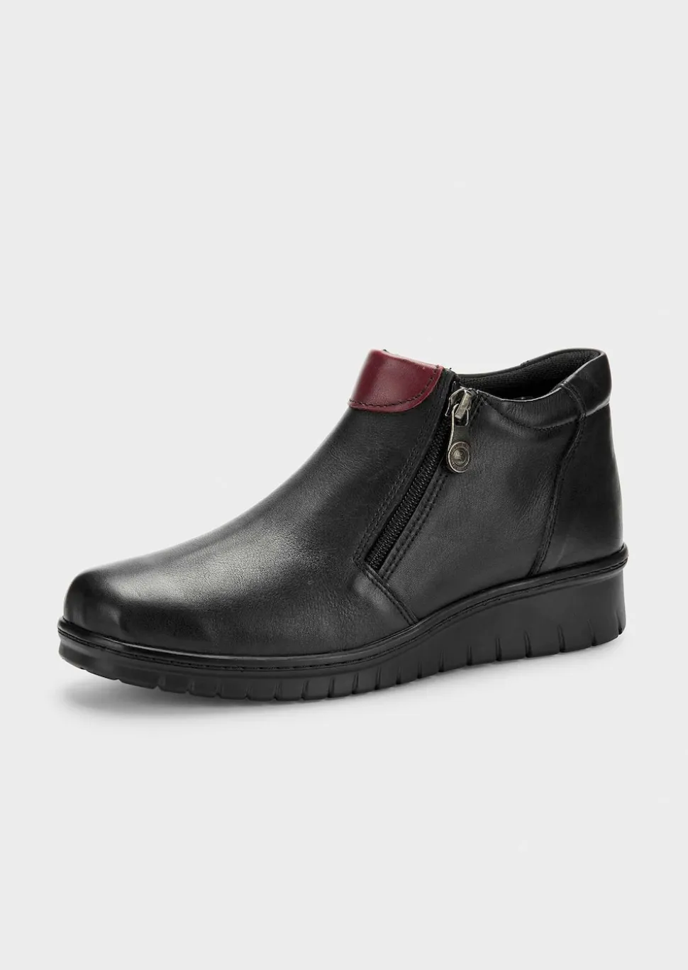 Stiefeletten aus Leder mit Reißverschlüssen
