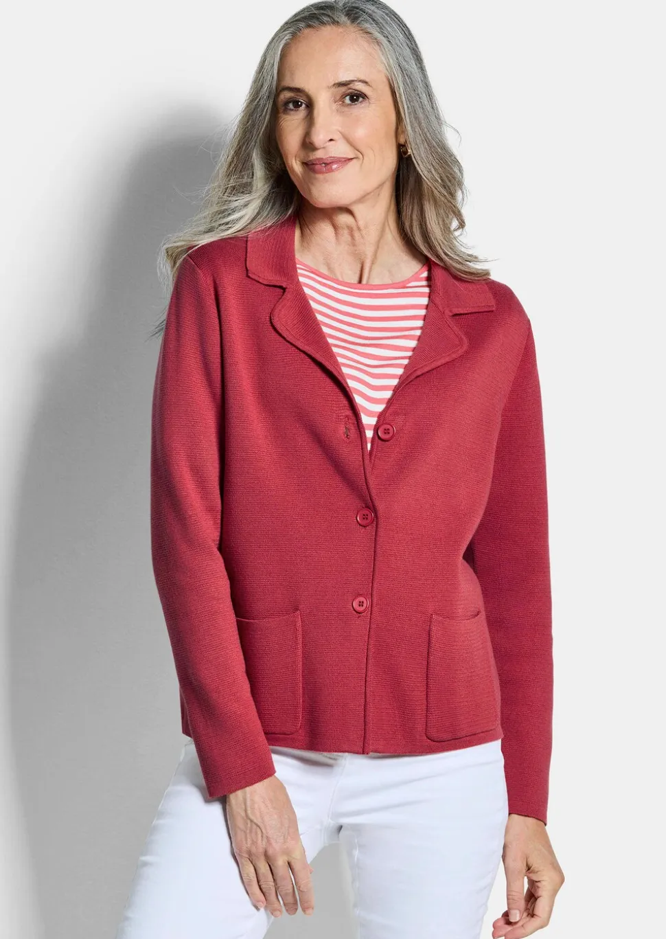 Strickblazer mit aufgesetzten Taschen