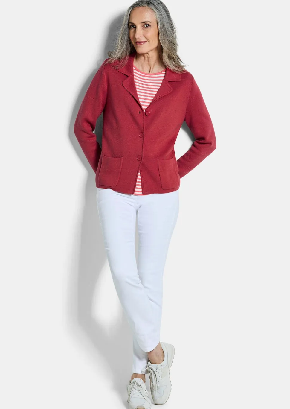 Strickblazer mit aufgesetzten Taschen