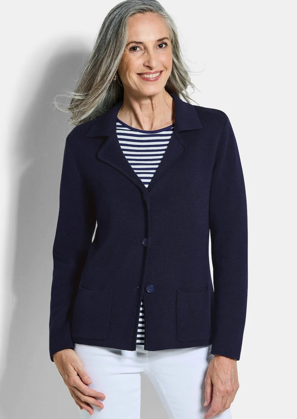 Strickblazer mit aufgesetzten Taschen
