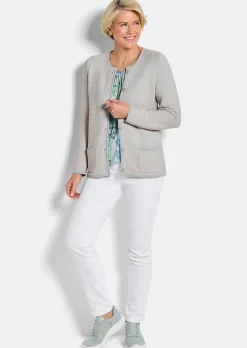 Strickjacke mit aufgesetzten Taschen