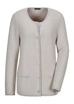 Strickjacke mit aufgesetzten Taschen