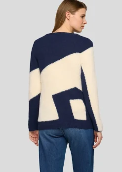 Strickpullover aus Federgarn