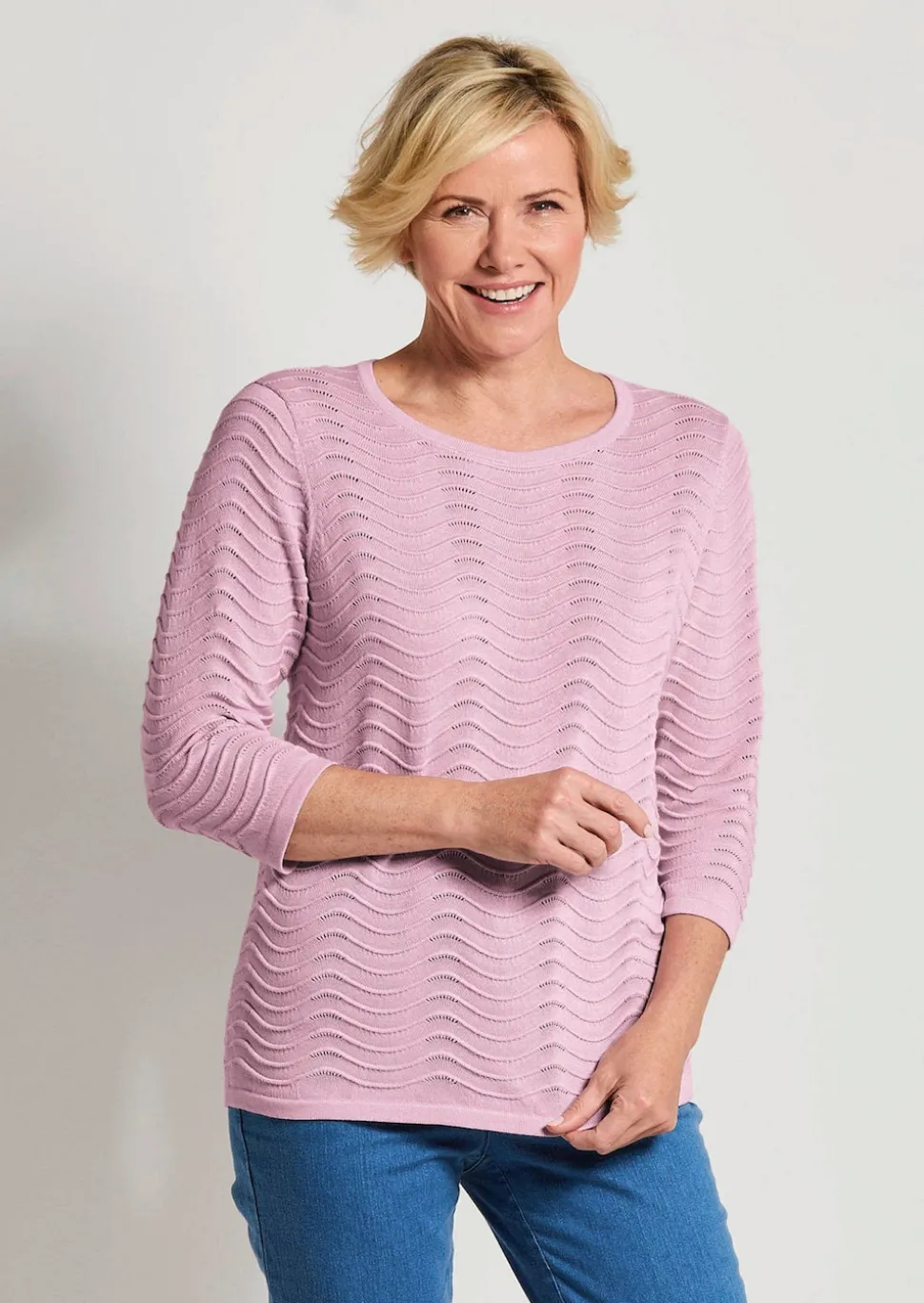 Strickpullover mit Wellenstruktur