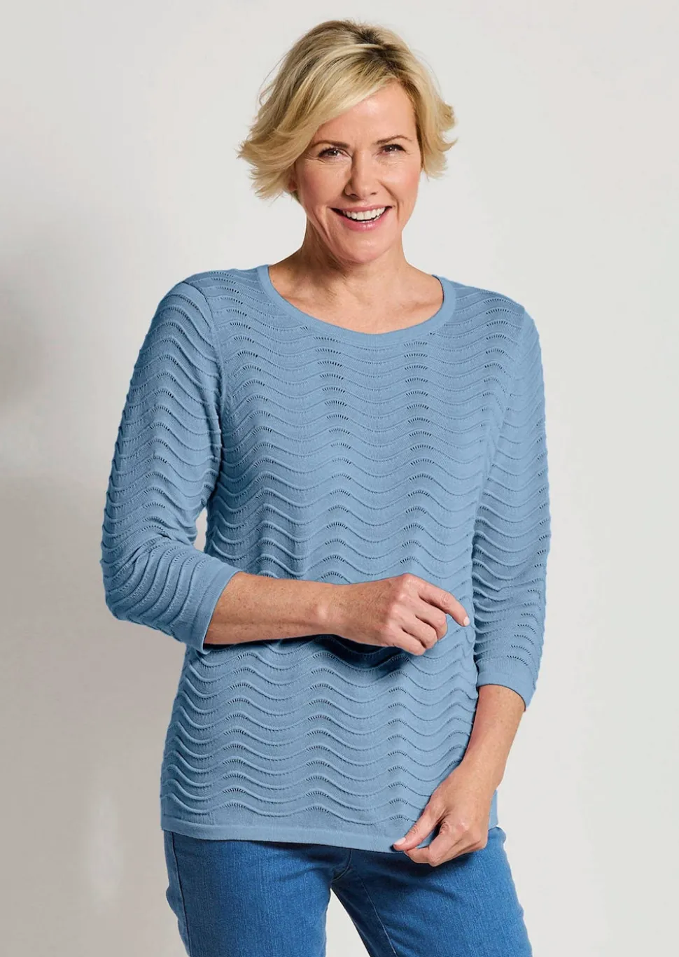 Strickpullover mit Wellenstruktur