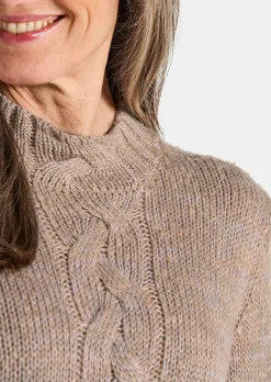 Strickpullover mit Zopfstrick