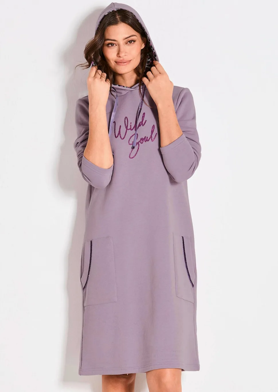 Sweatkleid mit Kapuze