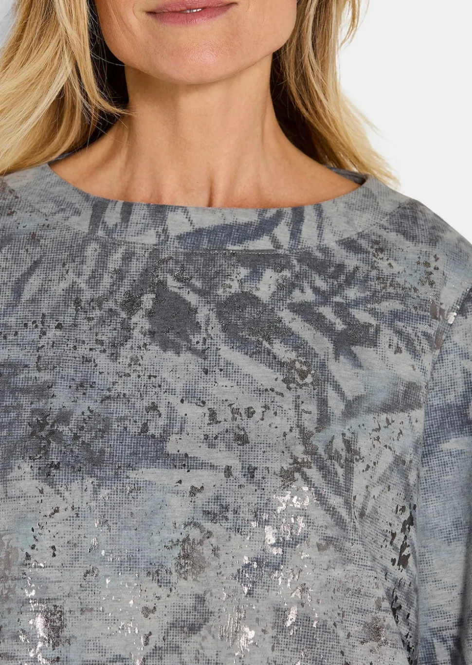 Sweatshirt in Metallic-Optik