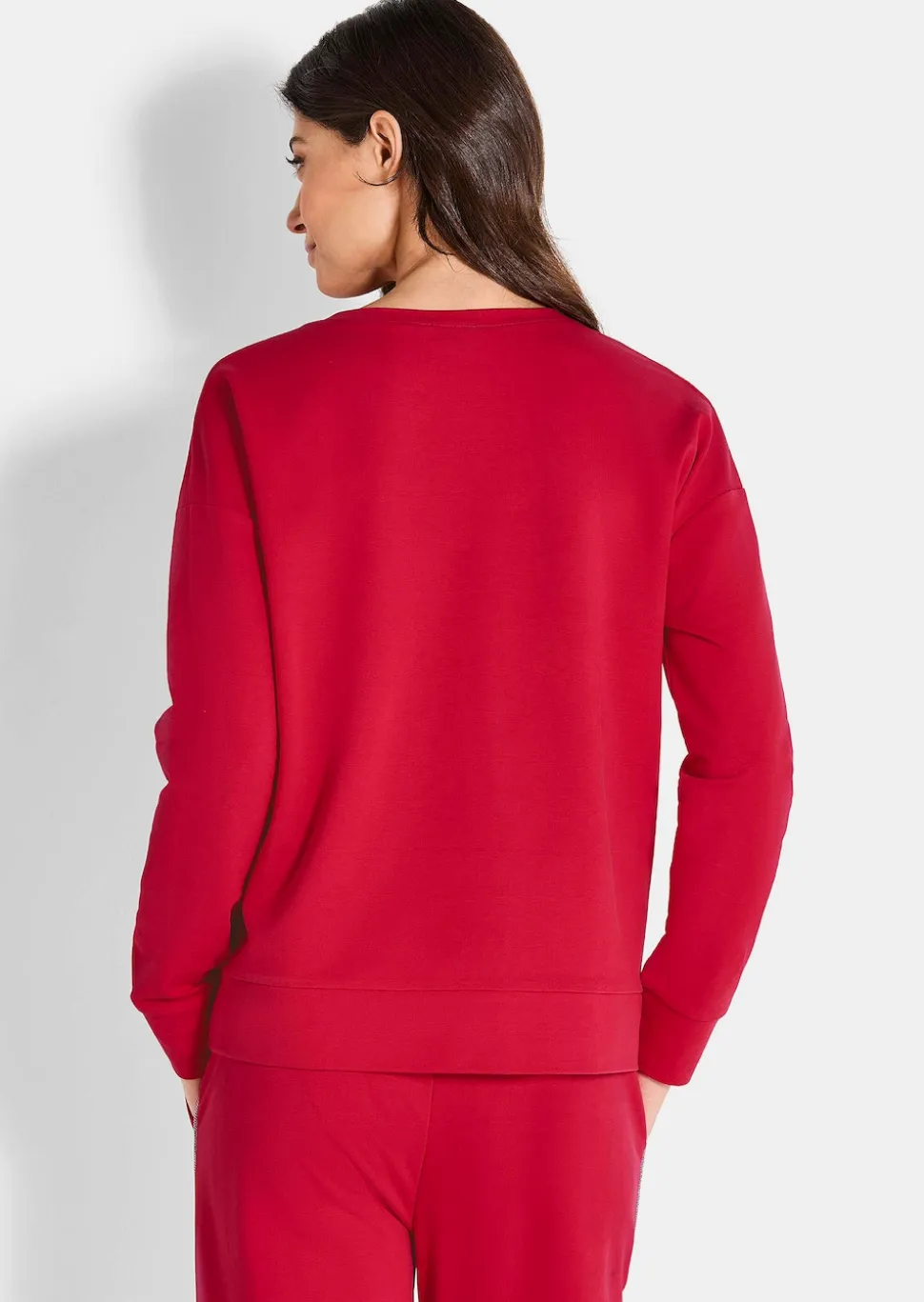 Sweatshirt mit femininer Stickerei