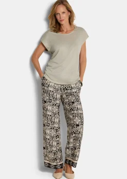 Top mit effektvollem Glanz