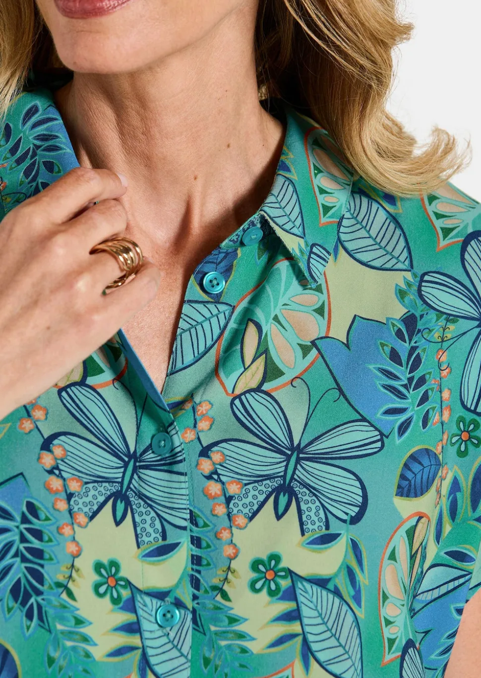 Viskose-Bluse mit Knopfleiste