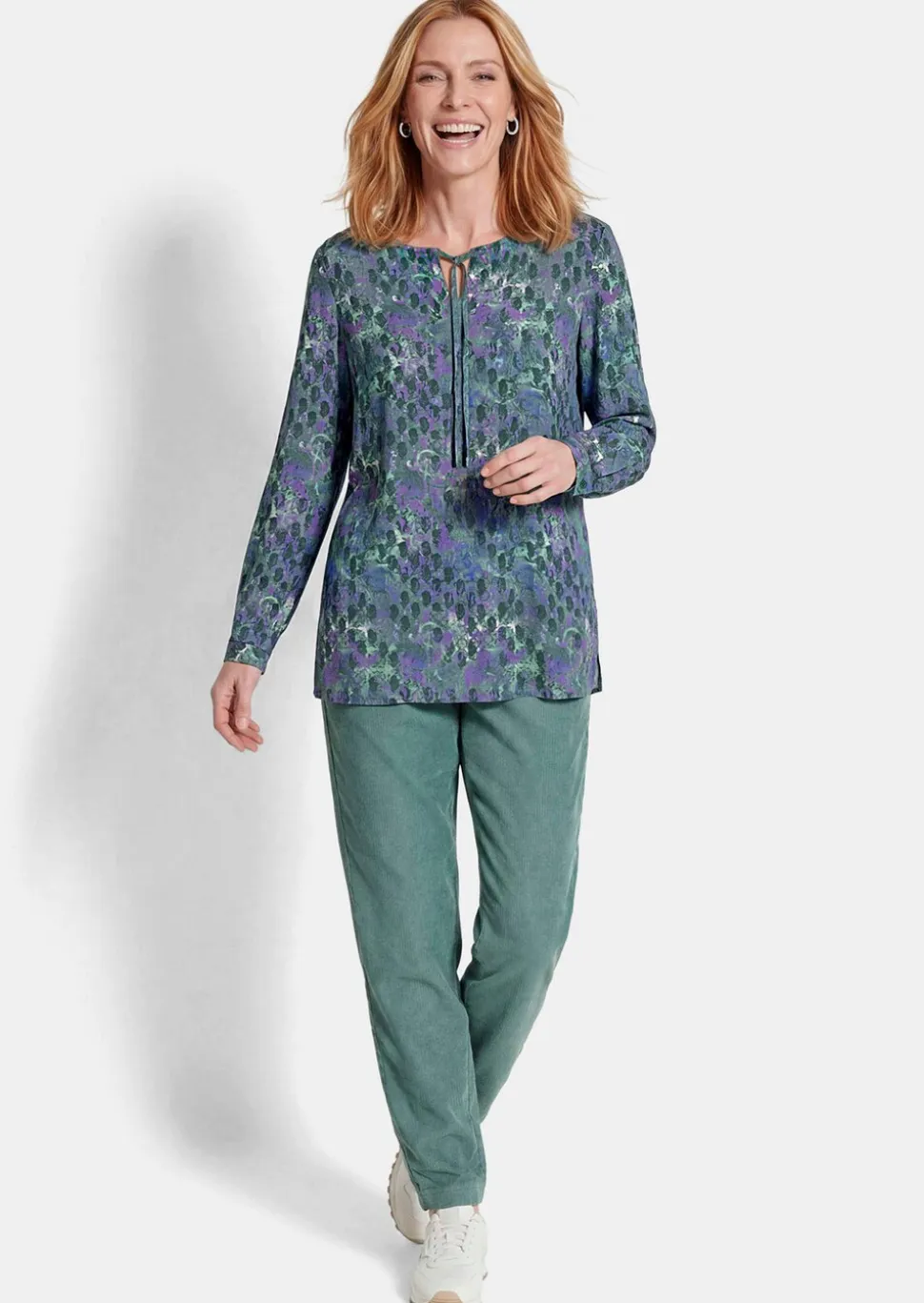 Viskose-Bluse mit Rundhals und Bindeband