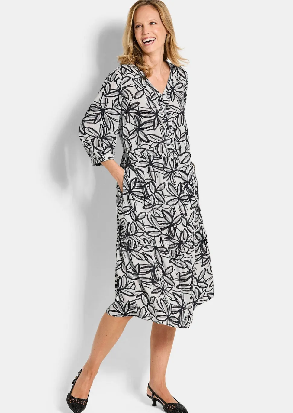 Viskose-Kleid mit V-Ausschnitt