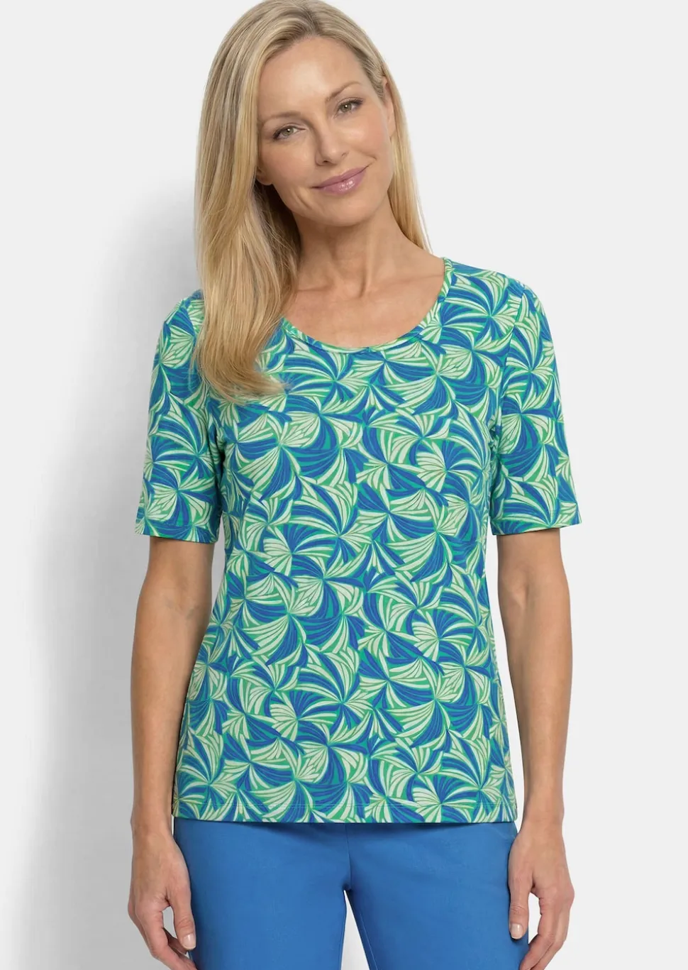 Viskoseshirt mit Blättermuster