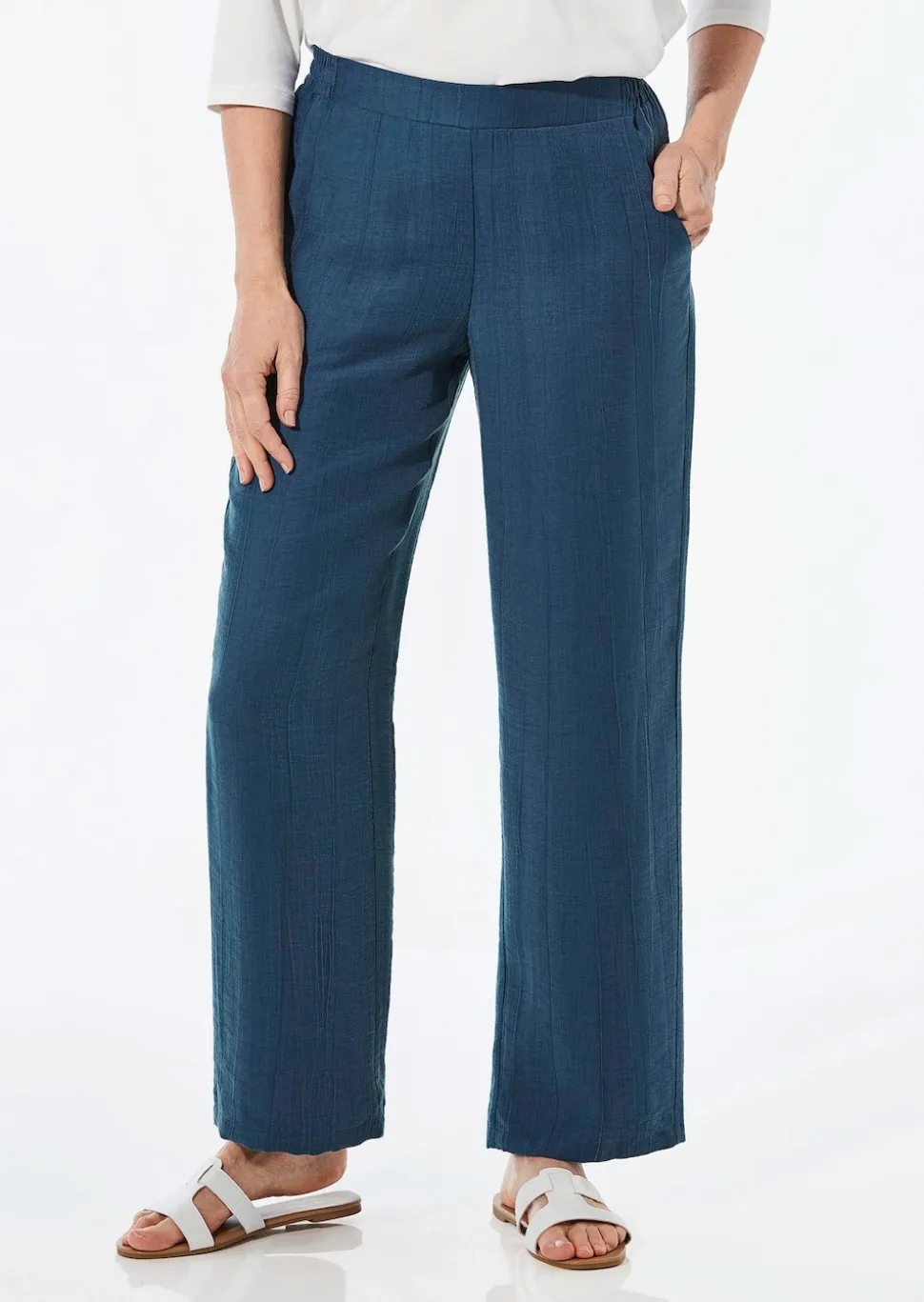 Weite Hose VERA mit leichtem Glanz