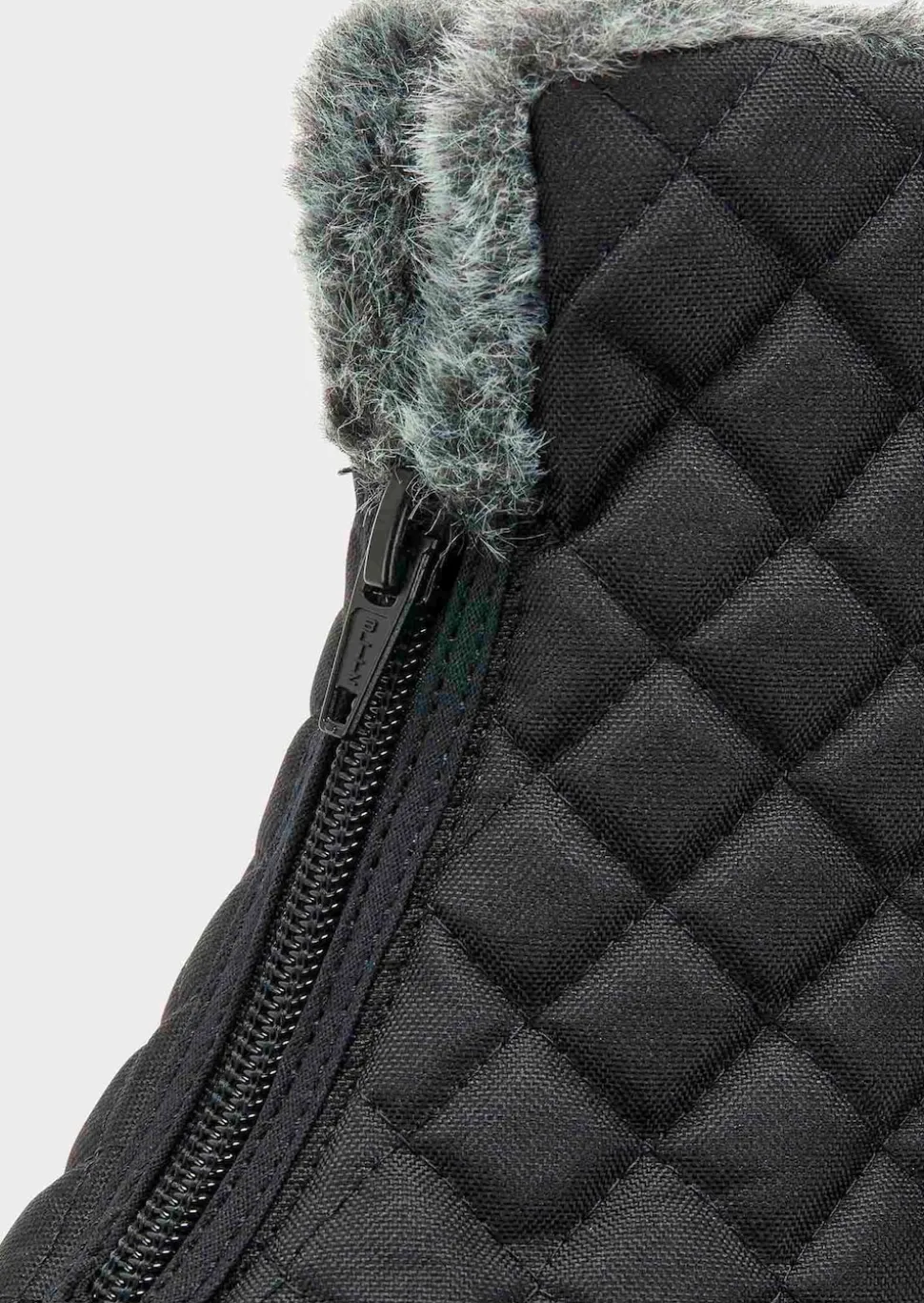 Winterstiefel mit Rautenstepp