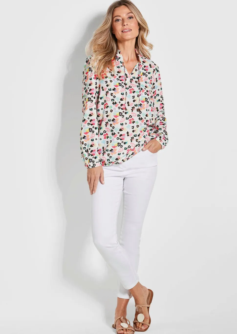 Zeitlose Bluse mit einzigartigem Druck