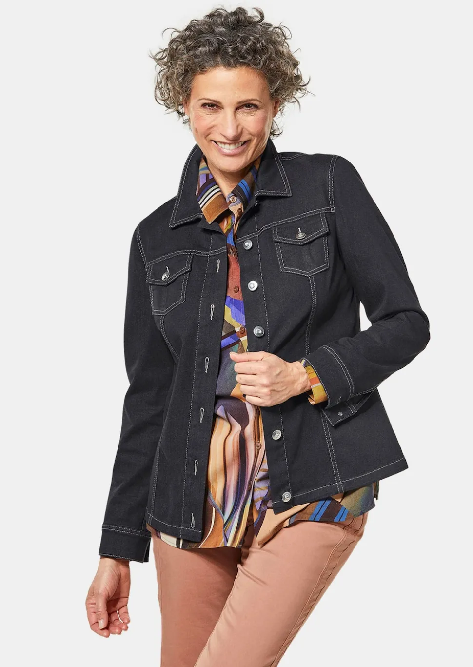Zeitlose Jeansjacke mit tollen Details