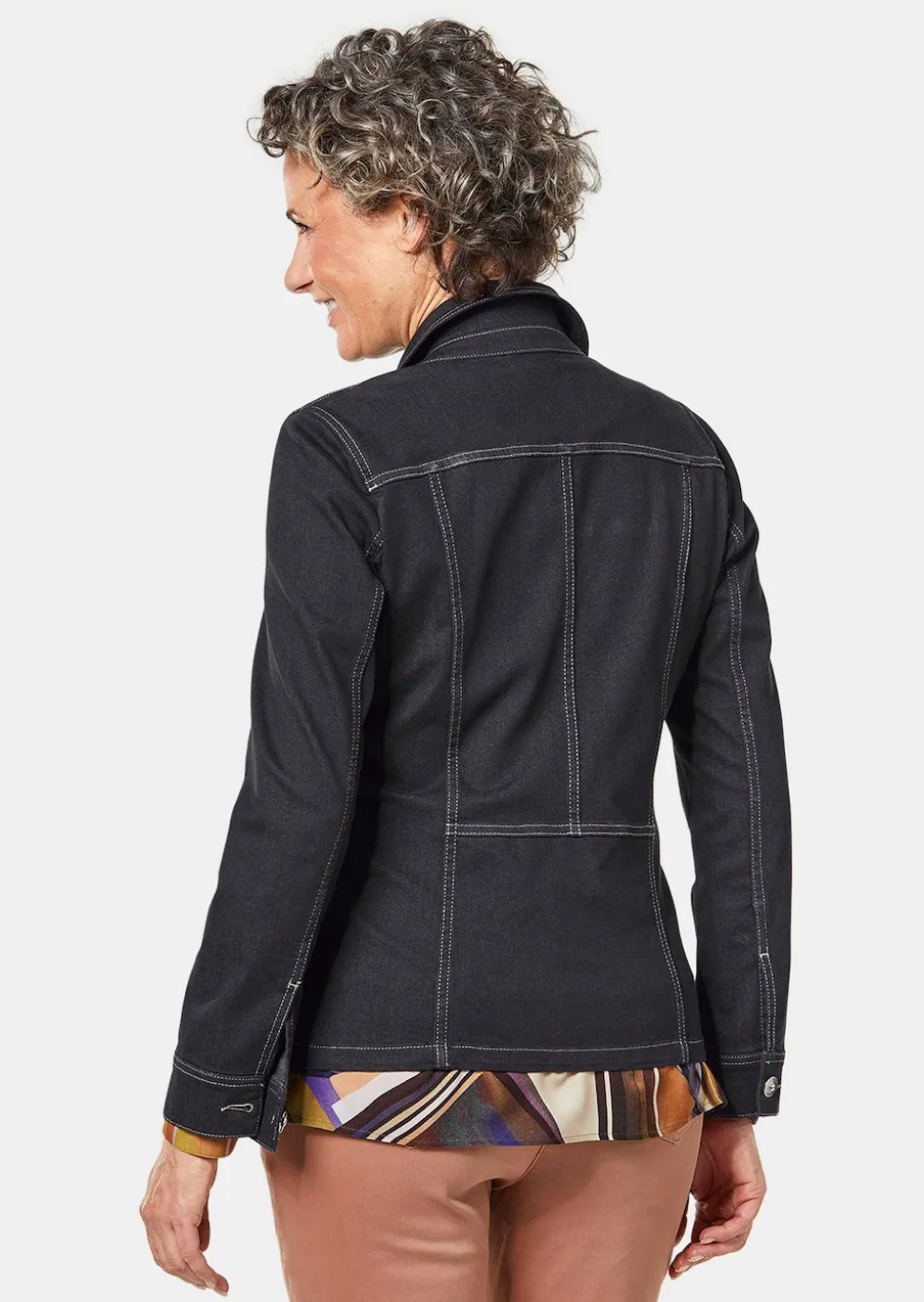 Zeitlose Jeansjacke mit tollen Details